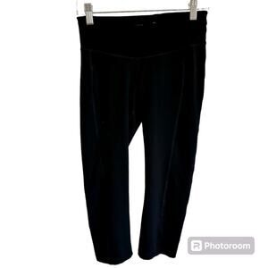 Old navy active women’s capri leggings‎ small black